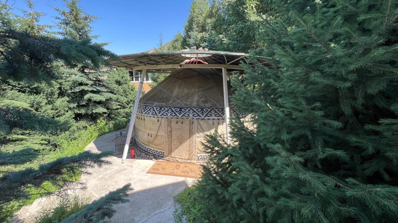 Гостевой Дом Коль-Тор Kegeti Esterno foto